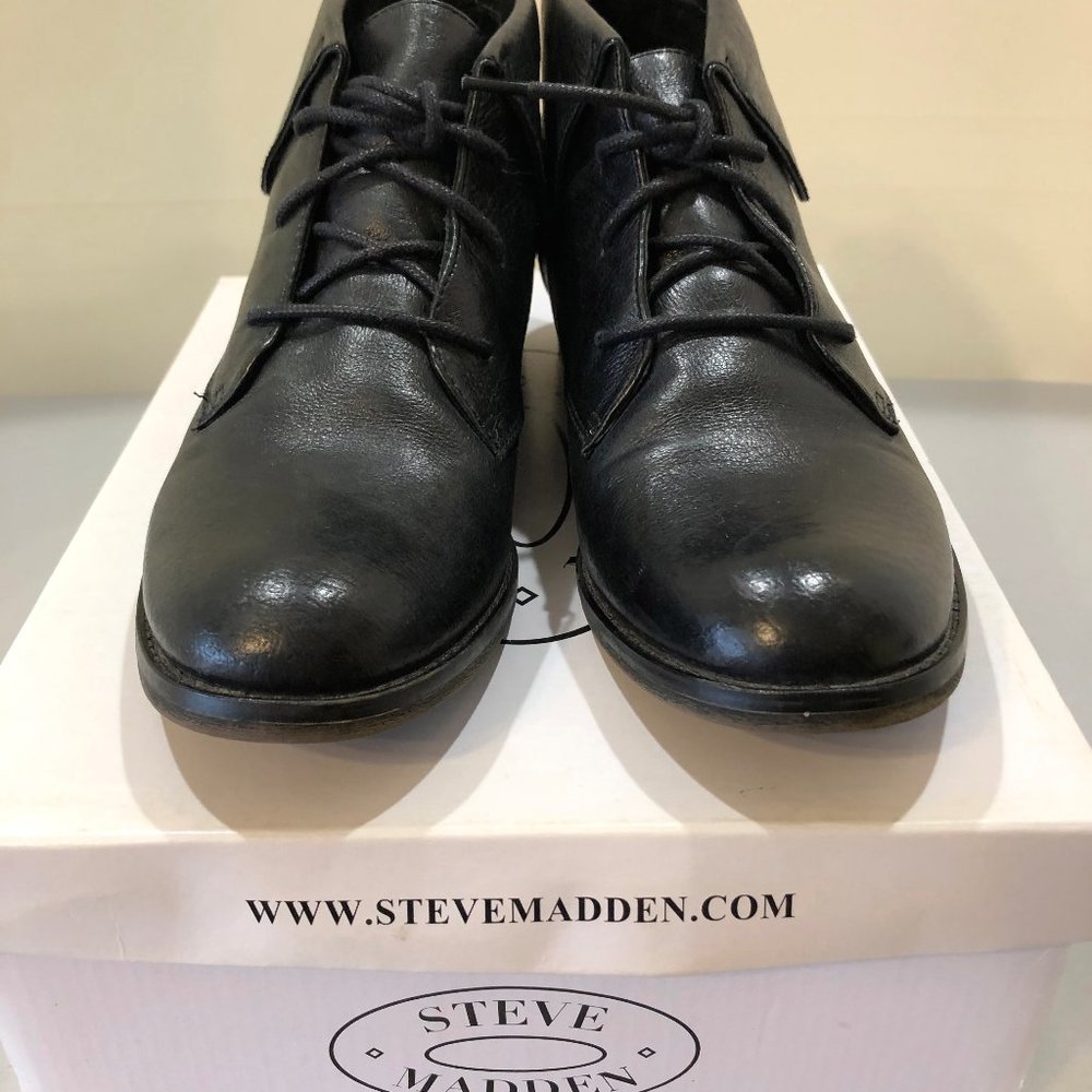 Steve Madden Black Leather Cuffed Ankle Bootie